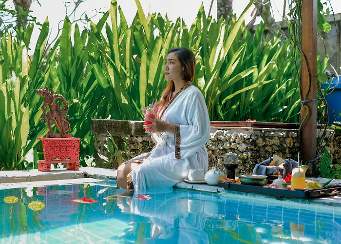Tugu Bali, 5*